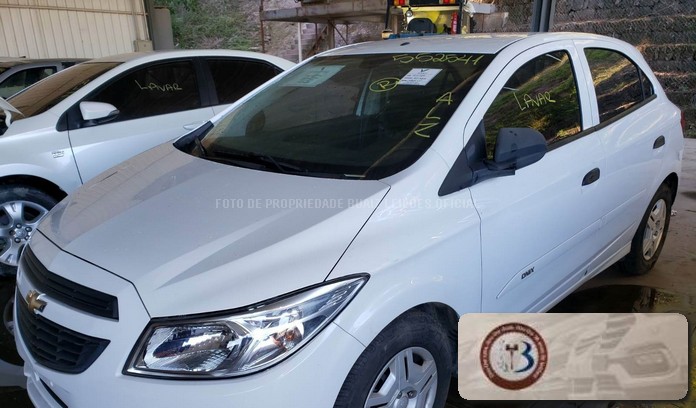 LOTE 004 CHEVROLET ONIX JOY 1.0 ECO 2018