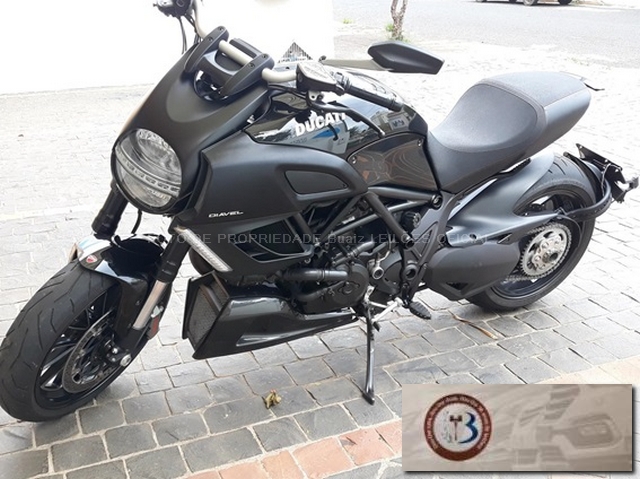 LOTE 004 DUCATI DIAVEL ABS 1200 2013